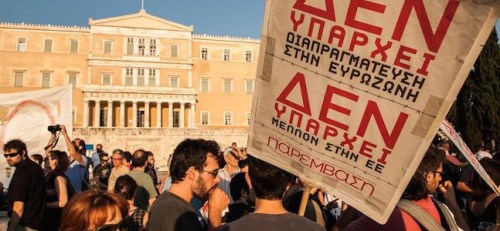 syriza-youth-protested-the-new-greek-bailout-876-495-1436874492-size_1000-647x300