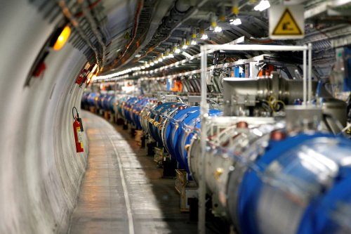 06cern-superjumbo